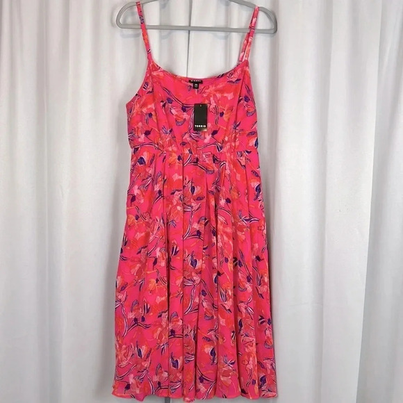 NWT Torrid Pink Floral Dress Size M/L - Picture 2 of 11